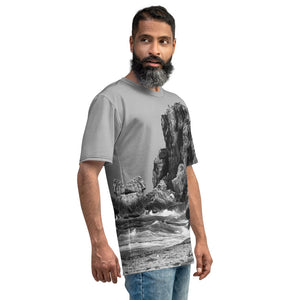 Men's T-shirt - Ocean - Waves - Cliff - Cayman - Beach - Rough Waves