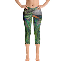 Load image into Gallery viewer, Capri Leggings - Peacock - Peacock Feathers