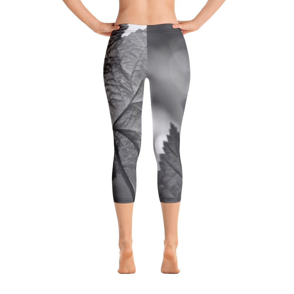 Capri Leggings - Black and White - Abstract